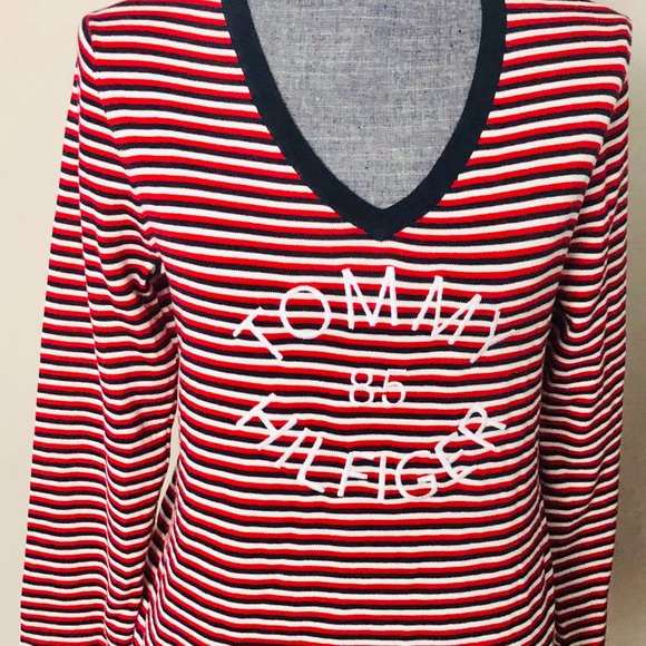 NWT Tommy Hilfiger Women’s Striped Pullover . - Picture 2 of 11